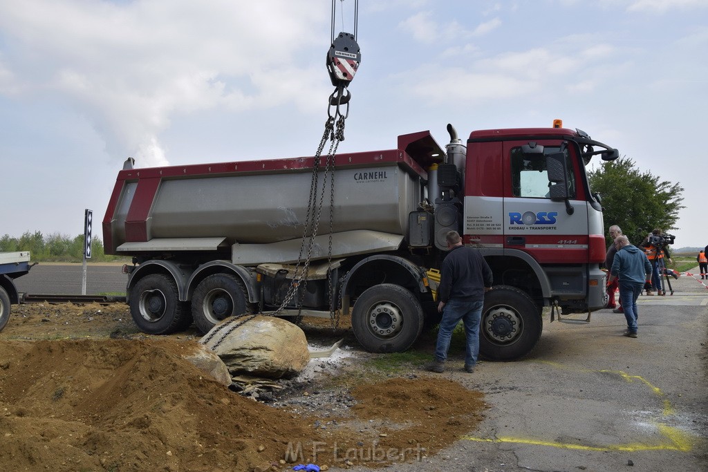 Schwerer VU LKW Zug Bergheim Kenten Koelnerstr P476.JPG - Miklos Laubert